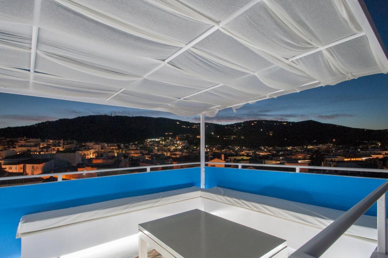 Capolavoro, Boutique Apartment With Unique Rooftop Скиатос Экстерьер фото