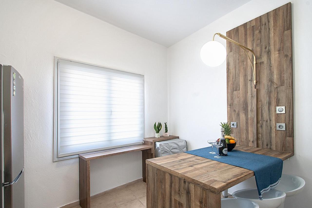 Capolavoro, Boutique Apartment With Unique Rooftop Скиатос Экстерьер фото