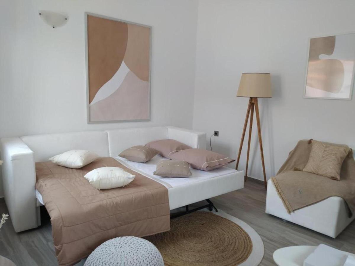 Capolavoro, Boutique Apartment With Unique Rooftop Скиатос Экстерьер фото
