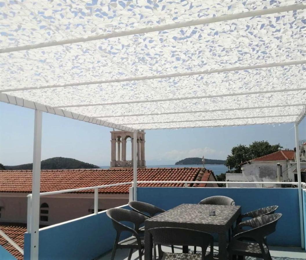 Capolavoro, Boutique Apartment With Unique Rooftop Скиатос Экстерьер фото